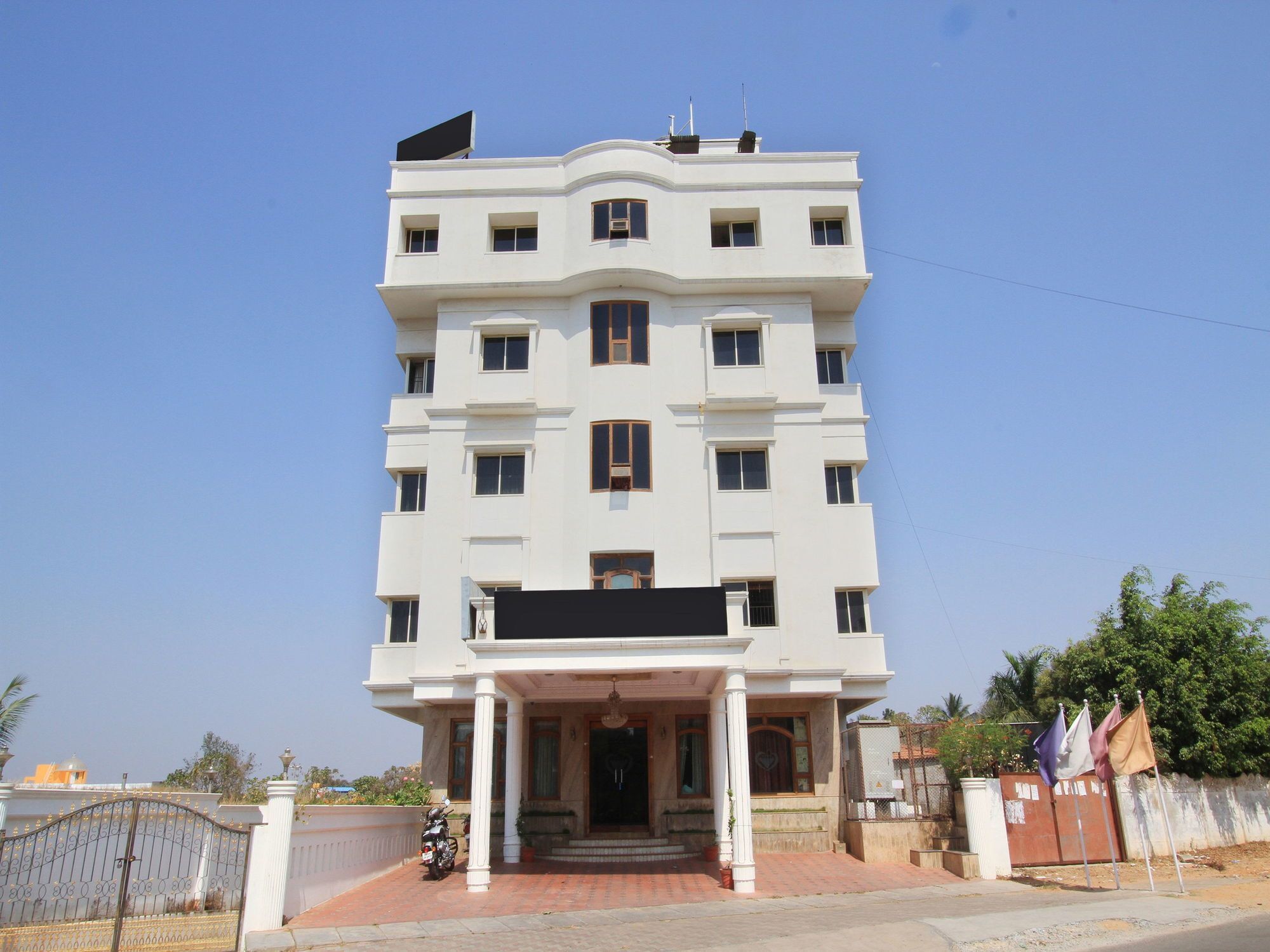 Hotel Stay By The Way Mysuru Zewnętrze zdjęcie