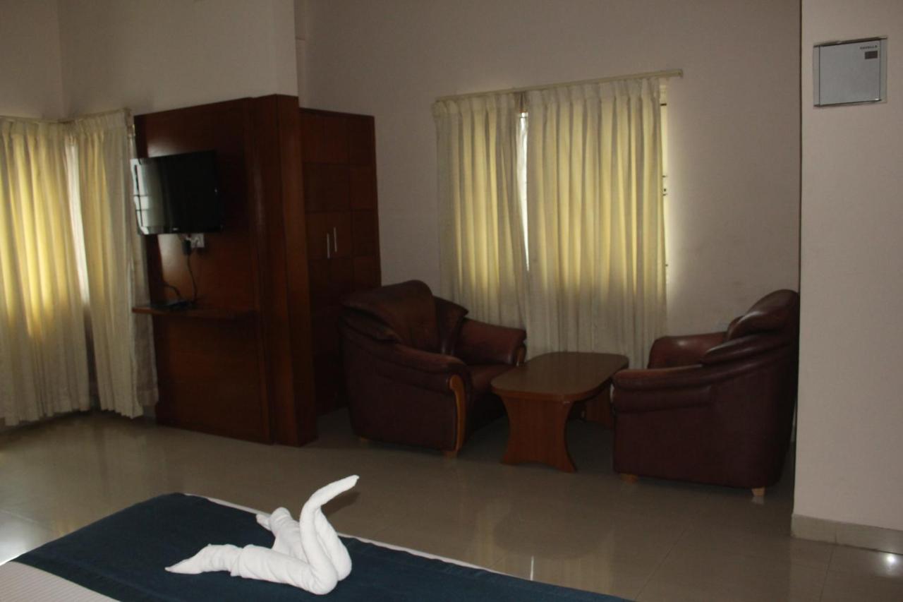 Hotel Stay By The Way Mysuru Zewnętrze zdjęcie
